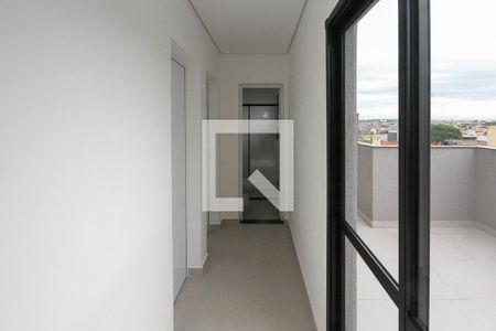 Apartamento para alugar com 42m², 2 quartos e 1 vaga Apartamento para alugar com 42m², 2 quartos e 1 vagaCorredor