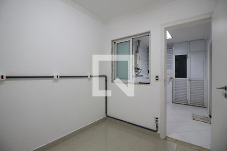 Casa de condomínio para alugar com 1200m², 5 quartos e 2 vagasQuarto de Serviço