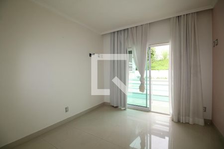 Casa de condomínio para alugar com 1200m², 5 quartos e 2 vagasSuíte 2