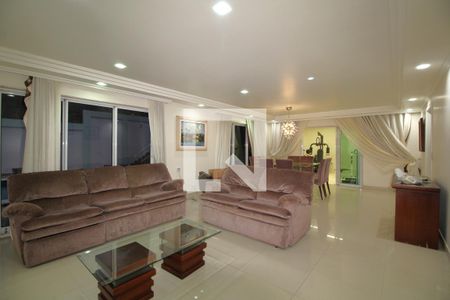 Sala 1 de casa de condomínio para alugar com 5 quartos, 1200m² em Taquara, Rio de Janeiro