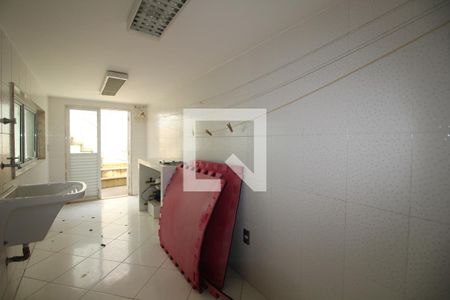 Casa de condomínio para alugar com 1200m², 5 quartos e 2 vagasÁrea de Serviço 2