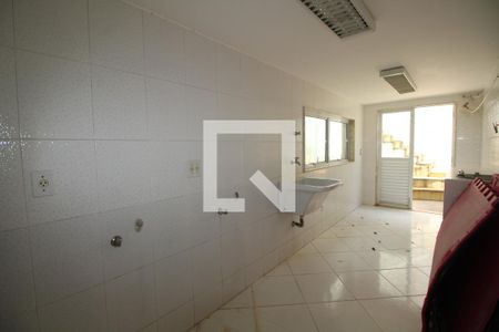 Casa de condomínio para alugar com 1200m², 5 quartos e 2 vagasÁrea de Serviço 2