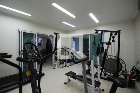 Casa de condomínio para alugar com 1200m², 5 quartos e 2 vagasAcademia