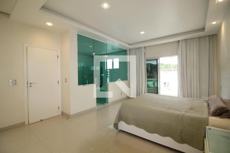 Casa de condomínio para alugar com 1200m², 5 quartos e 2 vagasSuíte 4