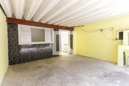 Garagem de casa para alugar com 2 quartos, 100m² em Jardim das Camélias, São Paulo
