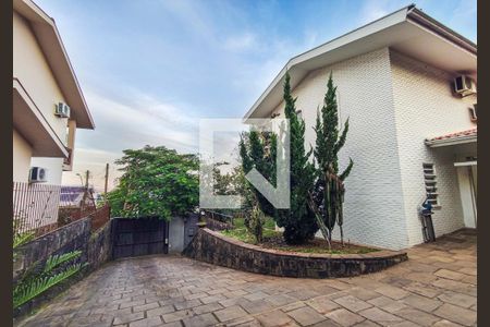 Casa à venda com 328m², 3 quartos e 6 vagasÁrea Externa