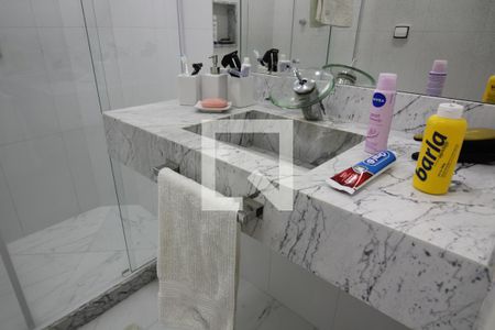 Casa de condomínio à venda com 560m², 4 quartos e 2 vagasBanheiro da Suíte 1