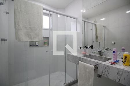 Casa de condomínio à venda com 560m², 4 quartos e 2 vagasBanheiro da Suíte 1