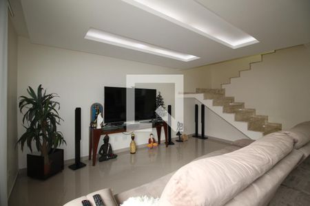 Sala 1 de casa de condomínio à venda com 4 quartos, 560m² em Jacarepaguá, Rio de Janeiro