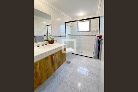 Apartamento à venda com 161m², 4 quartos e 3 vagas