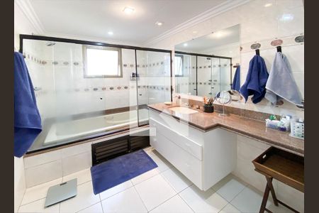 Apartamento à venda com 161m², 4 quartos e 3 vagas