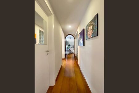 Apartamento à venda com 161m², 4 quartos e 3 vagas