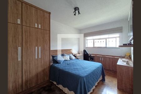 Casa à venda com 3 quartos, 250m² em Jardim Bonfiglioli, São Paulo