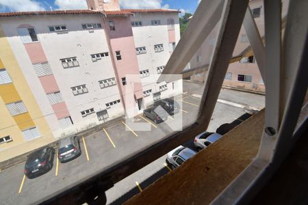 Apartamento à venda com 72m², 2 quartos e 1 vagaÁrea de Serviço - Vista