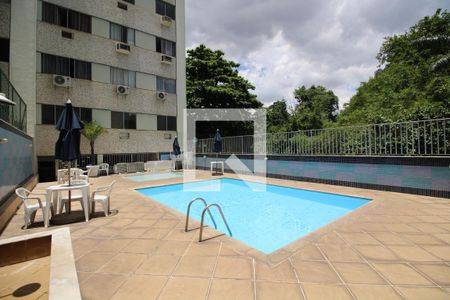 Apartamento à venda com 59m², 2 quartos e 1 vagaPiscina