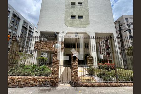 Apartamento para alugar com 69m², 2 quartos e 1 vaga Apartamento para alugar com 69m², 2 quartos e 1 vagaFachada