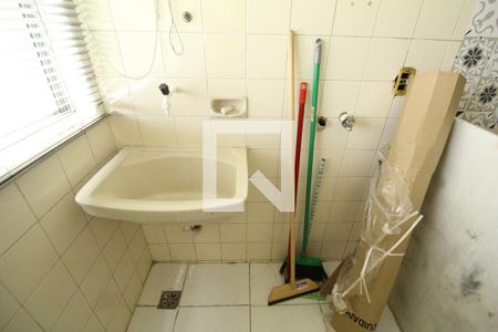 Apartamento para alugar com 69m², 2 quartos e 1 vagaÁrea de serviço