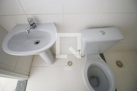 Apartamento para alugar com 51m², 2 quartos e sem vagaBanheiro