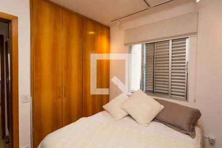 Apartamento à venda com 100m², 3 quartos e 2 vagas Apartamento à venda com 100m², 3 quartos e 2 vagassuíte