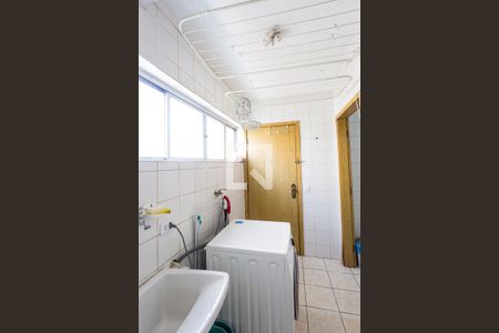 Apartamento à venda com 100m², 3 quartos e 2 vagas Apartamento à venda com 100m², 3 quartos e 2 vagasÁrea de Serviço