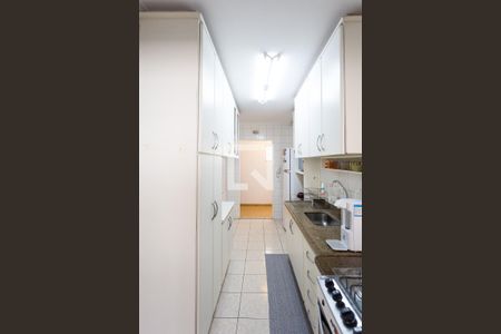 Apartamento à venda com 100m², 3 quartos e 2 vagas Apartamento à venda com 100m², 3 quartos e 2 vagasCozinha