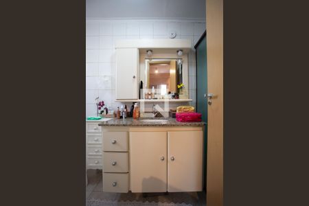 Apartamento à venda com 100m², 3 quartos e 2 vagas Apartamento à venda com 100m², 3 quartos e 2 vagasBanheiro da Suíte