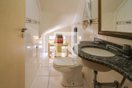 Casa à venda com 135m², 4 quartos e 2 vagas Casa à venda com 135m², 4 quartos e 2 vagasLavabo