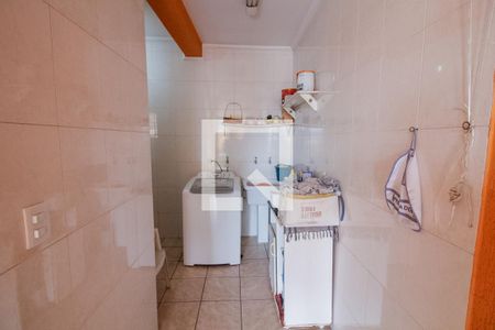 Casa à venda com 135m², 4 quartos e 2 vagas Casa à venda com 135m², 4 quartos e 2 vagasLavanderia