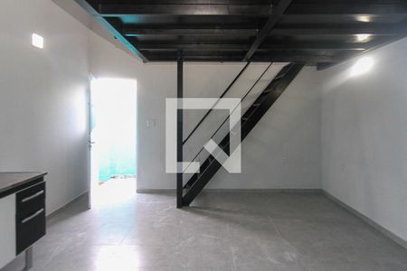 Sala e Cozinha de kitnet/studio para alugar com 1 quarto, 41m² em Vila Bela, São Paulo