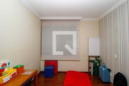 Apartamento à venda com 260m², 4 quartos e 3 vagasQuarto 2