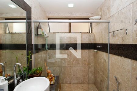 Apartamento à venda com 260m², 4 quartos e 3 vagasBanheiro do Quarto 3