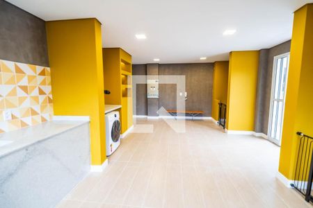 Apartamento para alugar com 37m², 2 quartos e sem vagaÁrea comum - Pet Care