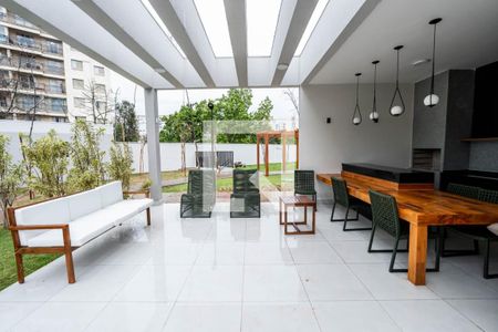 Apartamento para alugar com 37m², 2 quartos e sem vagaÁrea comum - Churrasqueira