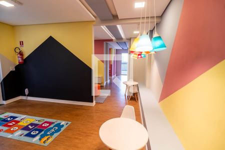 Apartamento para alugar com 37m², 2 quartos e sem vagaÁrea comum - Brinquedoteca