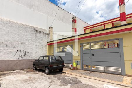 Casa à venda com 125m², 3 quartos e 2 vagasFachada
