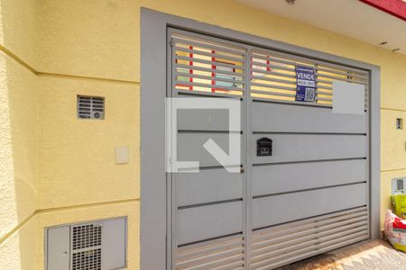 Casa à venda com 125m², 3 quartos e 2 vagasFachada