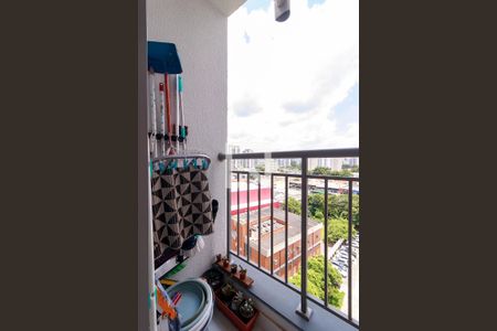 Apartamento à venda com 71m², 3 quartos e 1 vagaÁrea de Serviço