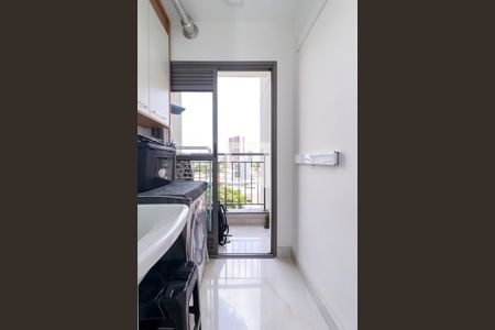 Apartamento à venda com 71m², 3 quartos e 1 vagaÁrea de Serviço