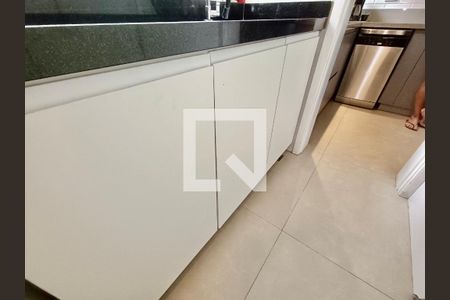Apartamento à venda com 114m², 3 quartos e 1 vagaÁrea serviço
