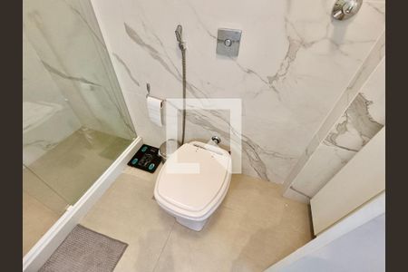 Apartamento à venda com 114m², 3 quartos e 1 vagaSuíte banheiro