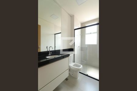 Apartamento para alugar com 90m², 2 quartos e 2 vagasBanheiro da Suíte