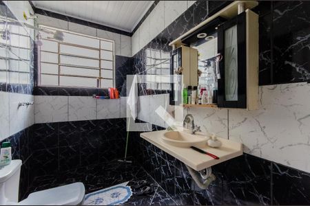 Casa à venda com 147m², 3 quartos e 1 vaga Casa à venda com 147m², 3 quartos e 1 vagaBanheiro