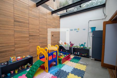 Casa à venda com 200m², 3 quartos e 2 vagasQuintal