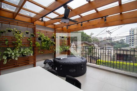 Casa à venda com 200m², 3 quartos e 2 vagasQuintal