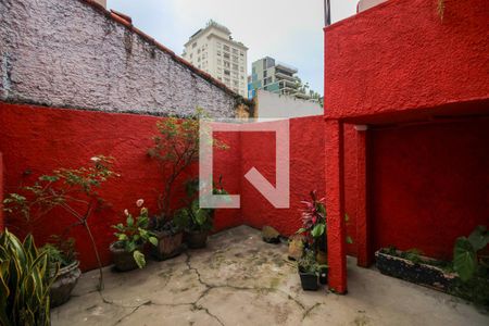 Casa à venda com 120m², 2 quartos e sem vagaQuintal