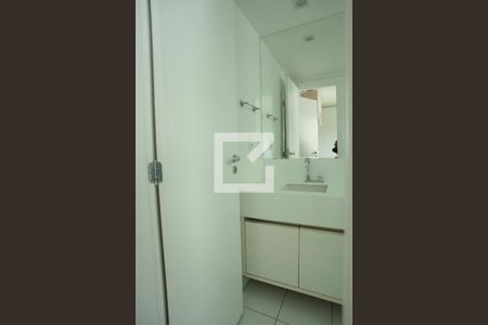 Apartamento para alugar com 146m², 5 quartos e 3 vagasBanheiro da Suíte 4
