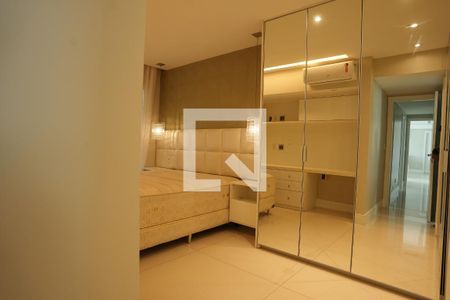 Apartamento para alugar com 146m², 5 quartos e 3 vagasSuíte 1
