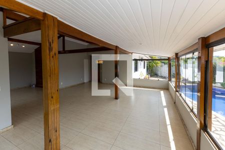 Sala 1 de casa de condomínio à venda com 4 quartos, 450m² em  Residencial Sul, Nova Lima