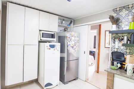 Casa de condomínio à venda com 450m², 4 quartos e 2 vagasCozinha