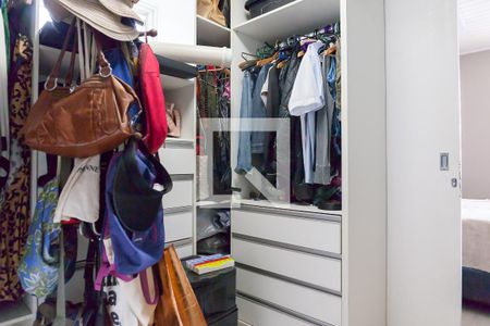 Casa de condomínio à venda com 450m², 4 quartos e 2 vagascloset suite master